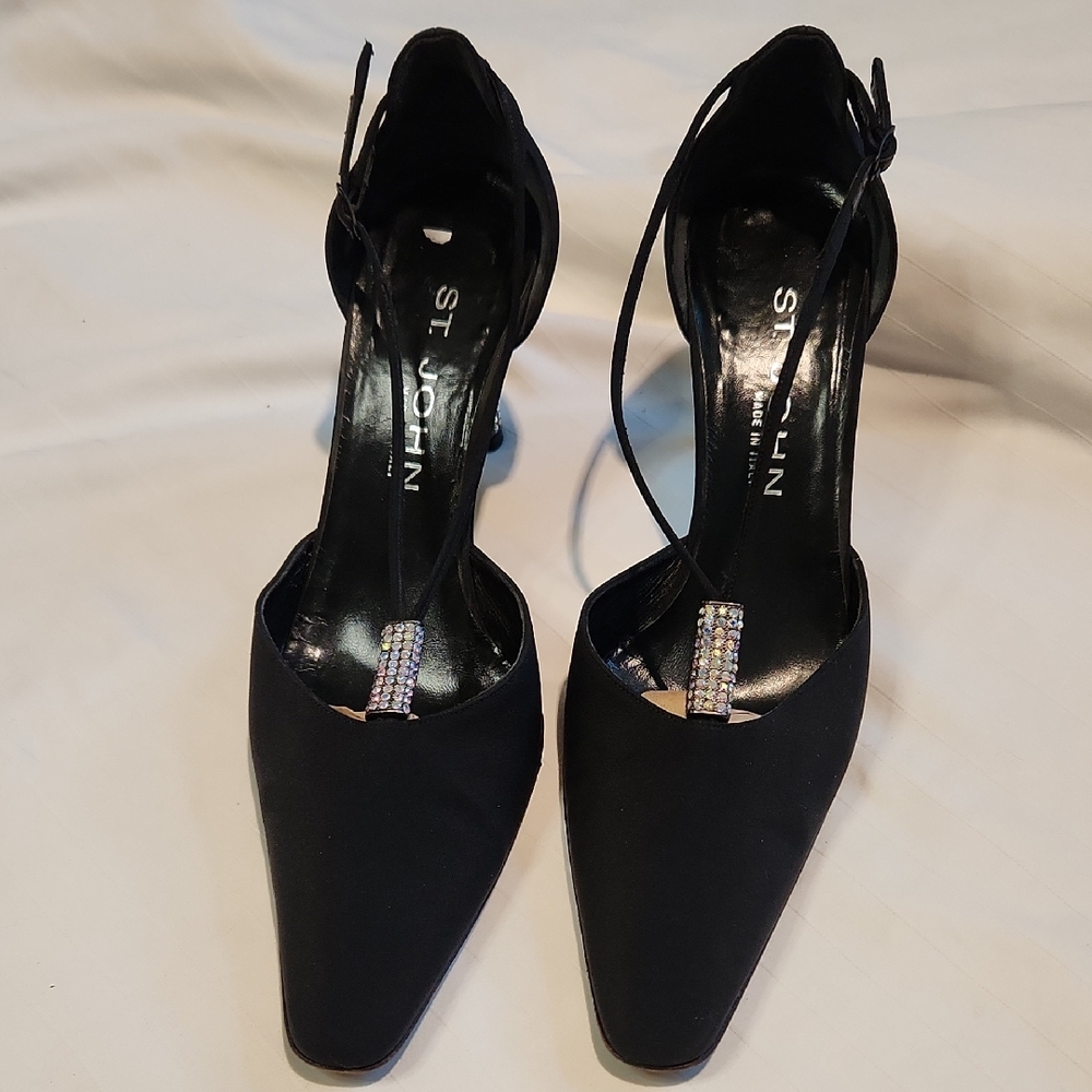 St. John Black Pointed Toe Ankle-Strap Heels with Crystal T-Bar Heels Sz 8